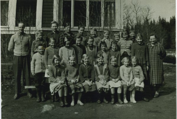 1957